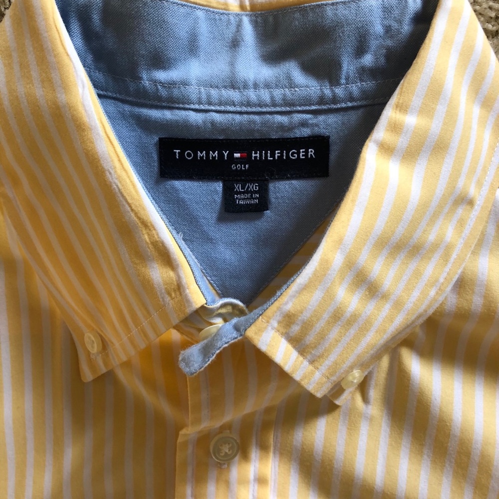 Men’s Tommy Hilfiger shirt